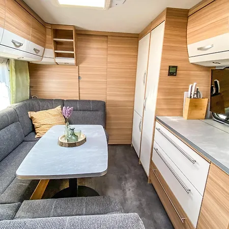 George Glamper Kuestenkind Belau