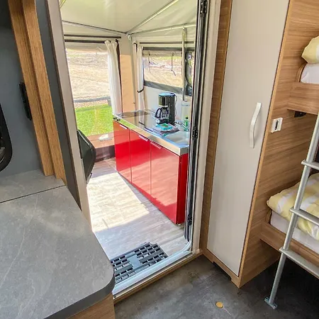 George Glamper Kuestenkind Belau